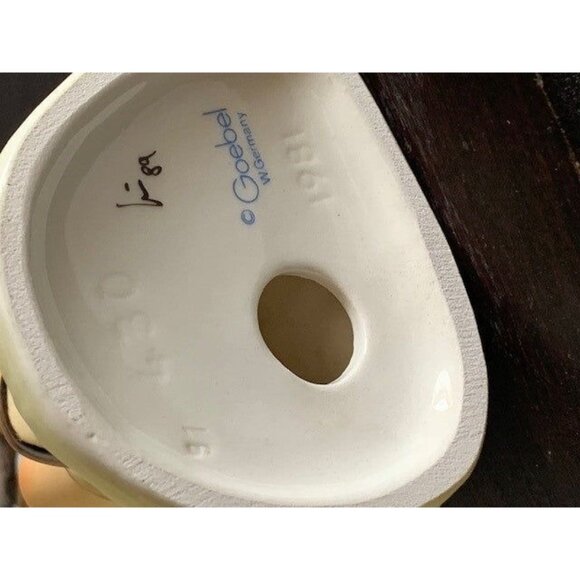 Hummel Goebel In D Major figure 430 4.25" - Picture 8 of 9